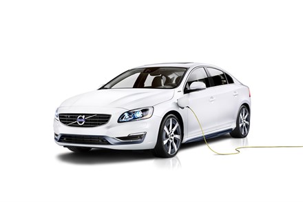 Weltpremiere auf der Auto China 2014 in Peking: Volvo S60L Petrol Plug-in Hybrid 