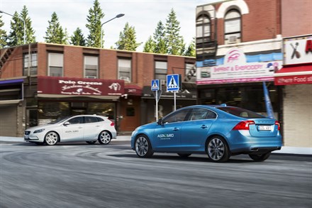 Volvo Cars närmar sig en krockfri framtid genom öppnandet av AstaZero testanläggning