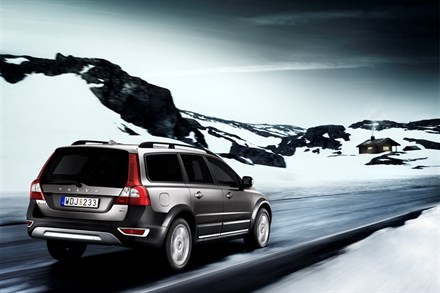 VOLVO WINTER TESTING IN EXTREME CONDITIONS