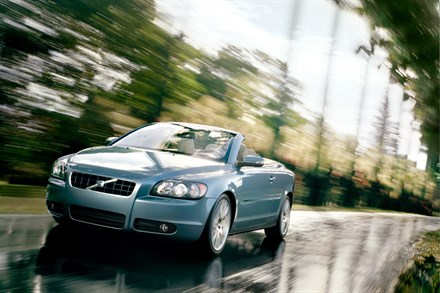 MORE DIESEL CHOICE FOR VOLVO C70