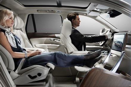 Volvo Cars takes luxury to a new level by unveiling Lounge Console in Shanghai