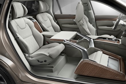 Volvo XC90 Excellence Lounge Console video