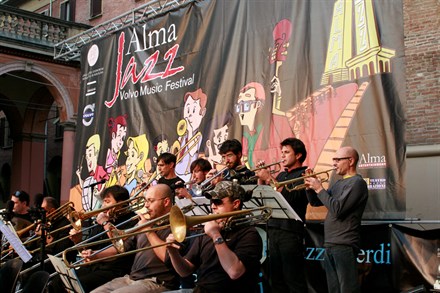 Terza Edizione Di Alma Jazz Volvo Music Festival Rassegna Internazionale Di Big Band Universitarie