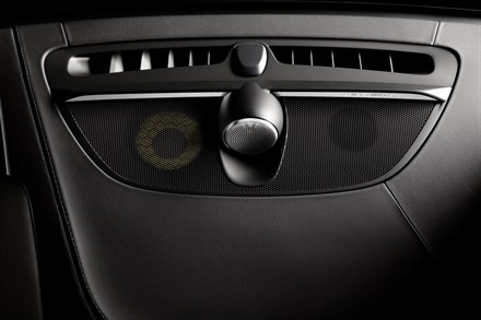 Volvo S90 Premium Sound by Bowers & Wilkins 