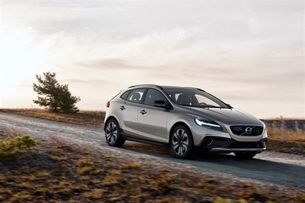 Volvo V40 Cross Country Model Year 2017 - Technical Specifications 