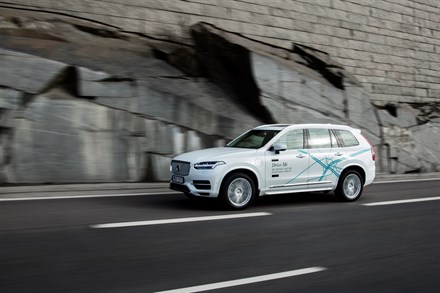 Grote praktijkproef Volvo met autonoom rijden