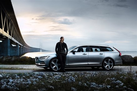 Zlatan Ibrahimović tar farvel med svenske fotballandslaget i ny Volvo V90-film