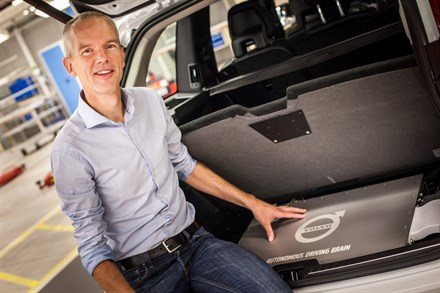 Проект Drive Me: автопилотируемые машины Volvo вышли на дороги общего пользования