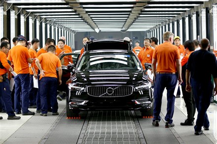 Volvo Cars manufacturing footage from the manufacturing plant in Daqing - B-roll