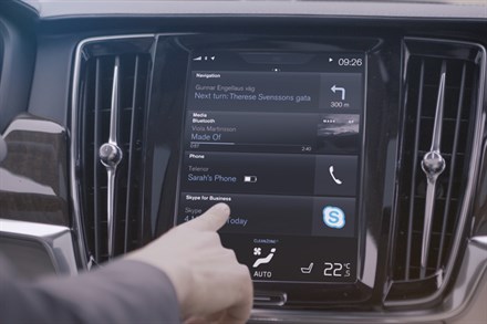 Volvo Cars aggiunge Skype for Business di Microsoft nelle nuove vetture della Serie 90, annunciando una nuova era per la produttività di chi lavora anche in auto 