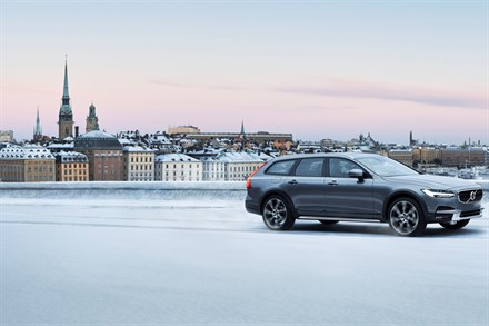 Volvo S90 och V90 nya storsäljare i Sverige