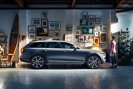 Volvo V90 Cross Country named Digital Trends Best Luxury Family Car for 2019