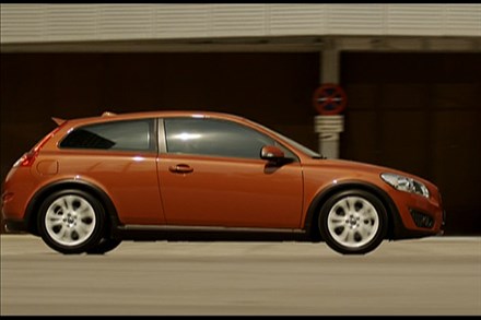 The new Volvo C30 - with a sporty new front and even more choice (1:18)