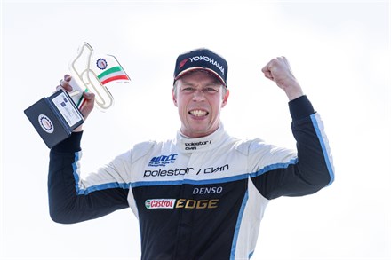 Thed Björk climbs World Championship standings with superior victory at Monza