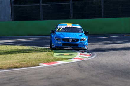 Thed Björk writes history at Monza with maiden WTCC pole position