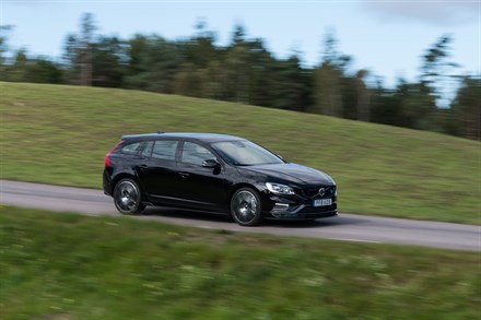 The updated Volvo V60 Polestar with carbon fibre aerodynamic enhancements