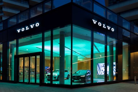 Nel cuore della nuova Milano, un salotto svedese nel quale raccontare il mondo Volvo e conoscere le aspettative del pubblico