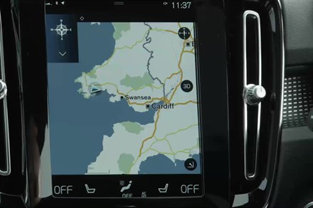 Volvo XC40 b-roll – Sensus touchscreen