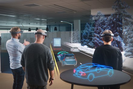 混合现实：沃尔沃汽车联手微软HoloLens呈现未来科技展厅 全新S90借助全息眼镜初露锋芒