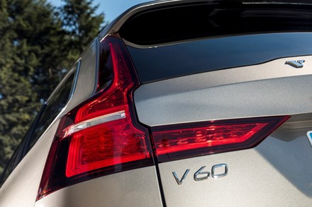 Volvo V60 ours vidéo détails essais nationaux sept 2018