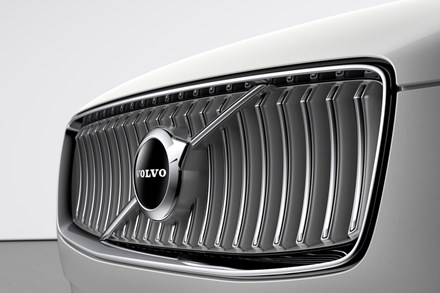Volvo Car Italia chiude il 2020 con numeri da record facendo segnare il miglior risultato degli ultimi 25 anni in termini di quote di mercato in Italia, a dispetto delle difficoltà che hanno segnato il periodo