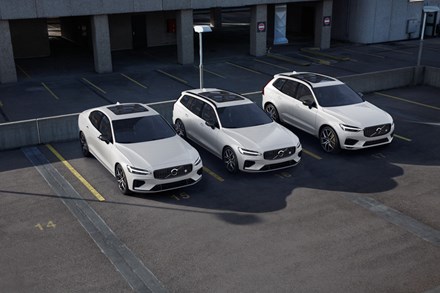 Volvo adds 415hp plug-in hybrid electric SUV and wagon to 2020 lineup