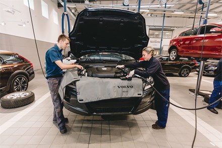 Volvo Car UK set to help ex-British Armed Forces personnel find new careers in the automotive sector in partnership with Mission Motorsport 