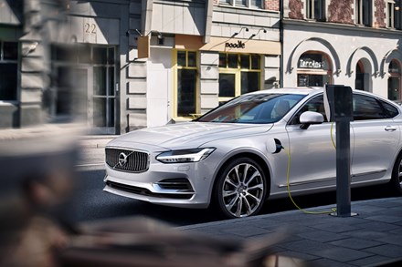 Volvo luxury plug-in hybrid electric vehicle earns top spot, plus two more, in new AAA car guide