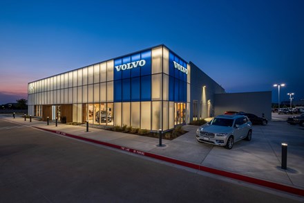 Dallas Volvo Retailers help provide 33,000 meals for hungry children, seniors and families affected by COVID-19 in North Texas