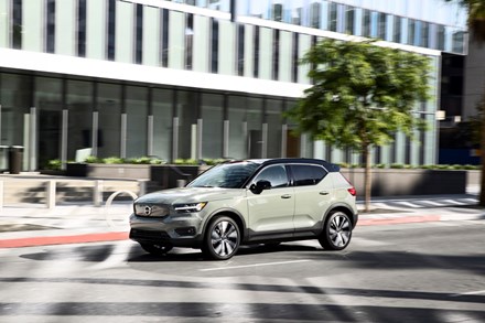 2022 XC40 Recharge features increased range, streamlined options, and complimentary Care Offer
