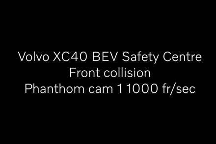Volvo XC40 Recharge P8 Crash Test Front collision