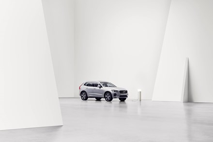 Le nuove motorizzazioni ibride plug-in Recharge di Volvo Cars garantiscono con una sola carica percorrenze nettamente superiori al chilometraggio medio giornaliero