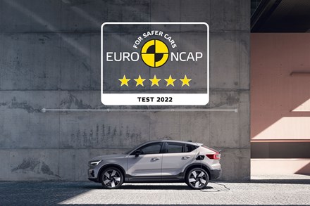 Le modèle 100 % électrique C40 Recharge confirme la tendance cinq étoiles de Volvo Cars en matière de tests de sécurité Euro NCAP