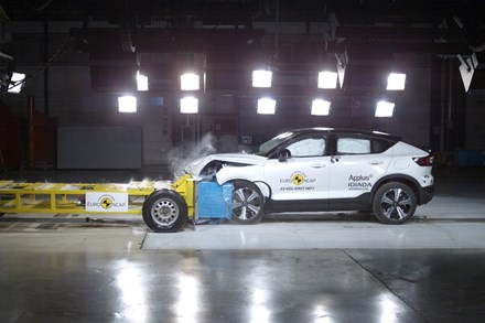 Fully electric C40 Recharge continues Volvo Cars five-star streak in Euro NCAP safety testing