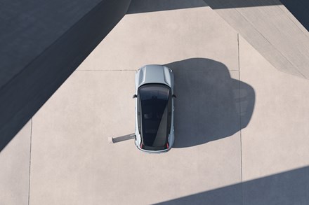 Volvo Cars dubblar sina klimatåtaganden – har som mål att minska koldioxidutsläppen per bil med 75 procent till 2030