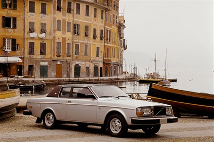 VOLVO 262 IN PRODUCTION 1975-1977