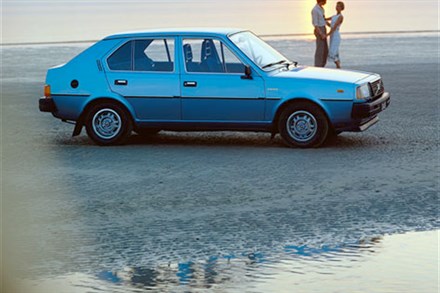 VOLVO 345 IN PRODUCTION 1979-1991