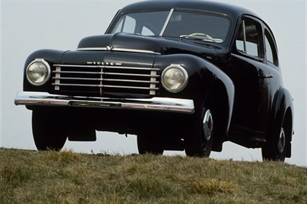 VOLVO PV444 IN PRODUCTION 1946-1958