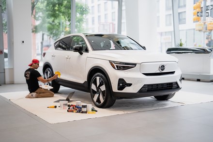 Volvo Car USA celebrates Swedish Midsummer tradition with hand painted, fully electric C40 Recharge SUV
