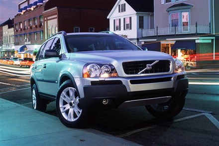 VOLVO XC90 IN PRODUCTION 2002