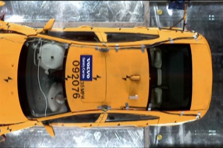 Volvo S60 Crash Test, Film (0:40)