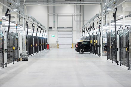 Volvo Cars opent ultramodern softwaretestcentrum in Zweden