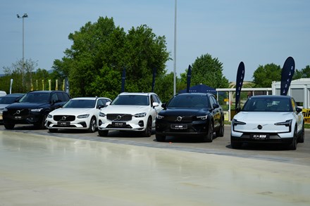 Volvo Cars bekräftigt sein Engagement für nachhaltige Mobilität und fortschrittliche Geschäftslösungen beim Flotten Autotesttag 2024