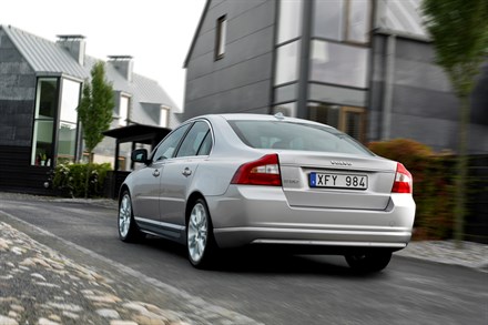 Volvo S80 Named 2007 AutoMundo Magazine Car of the Year