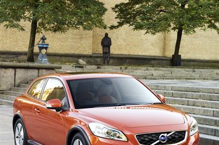 FEEL SAFE AND SECURE IN A VOLVO