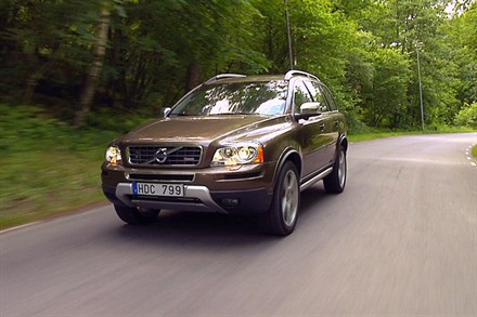 Volvo XC90, model year 2012, driving footage (1:54)