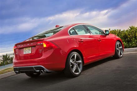 Volvo S60 Earns Top Rating of "Good" in IIHS' New Crash Test