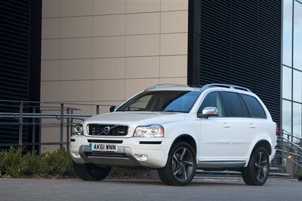 VOLVO'S XC BRAND KEEPS CHAUFFEUR COMPANY TRISTAR SAFE ON UK ROADS THIS WINTER