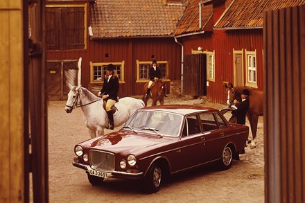40 anni fa Volvo annunciava l'arrivo della sua vettura più grande - la Volvo 164