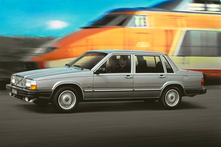 "автомобиль-мечта:Volvo 760 празднует 25 лет